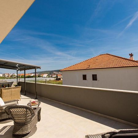 Villa Initium,Heated Pool All Season Trogir Luaran gambar